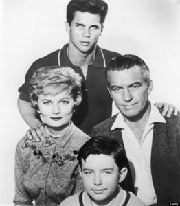 Promotional portrait of the cast of the television show, 'Leave It To Beaver,' circa 1959. Clockwise (from top): American actors Tony Dow, Hugh Beaumont, Barbara Billingsley and Jerry Mathers. (Photo by R. Gates/Courtesy of Getty Images)